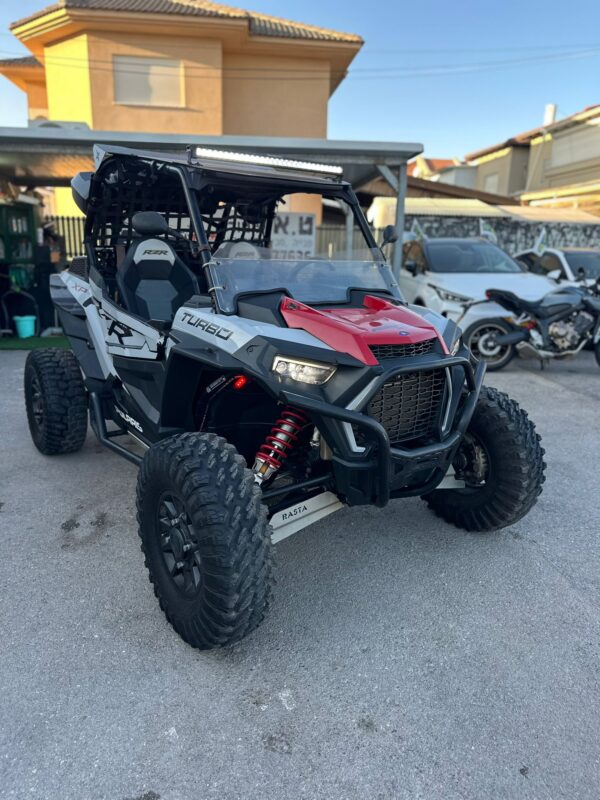 פולריס RZR,
